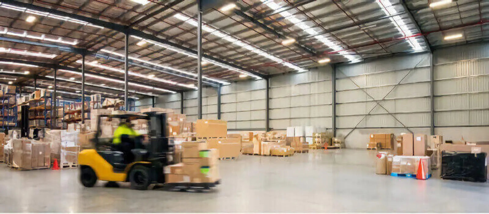 Commercial major distribution center